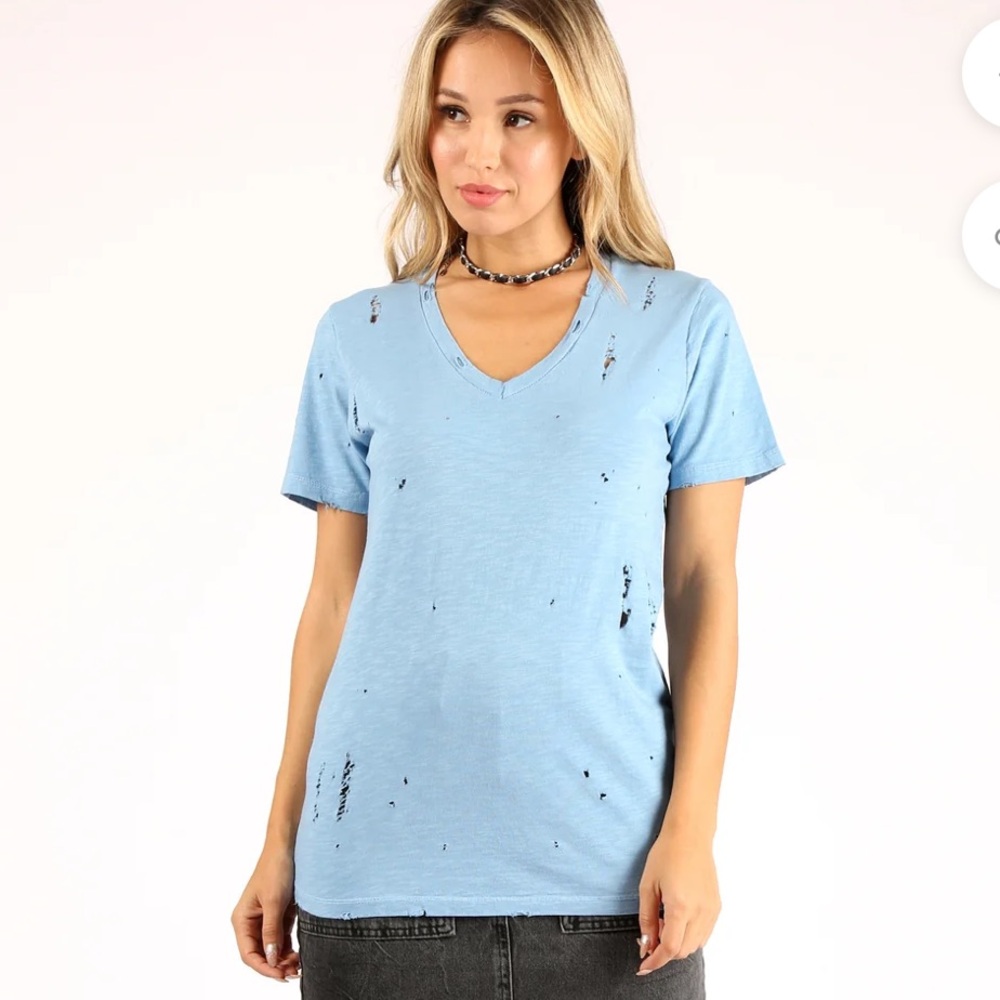 Prince Peter Collection Distressed V-Neck Slub Tee in Cerulean Blue